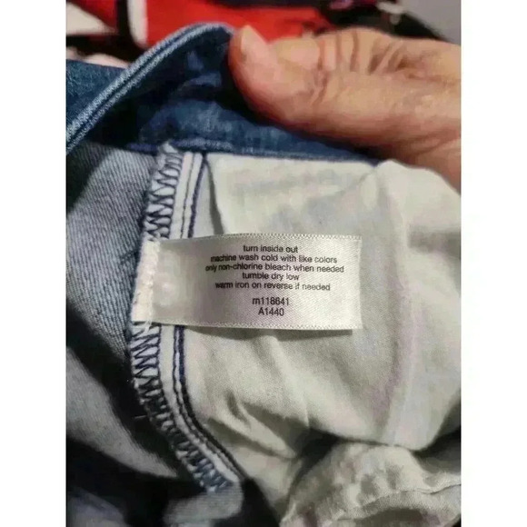 Lane Bryant Wmns Signature Fit High-Rise Wide Leg Flex Magic Waistband Jeans 14 - Picture 8 of 11